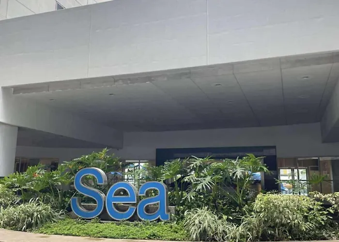 Hotel Vonz Staycation Near Moa 5*